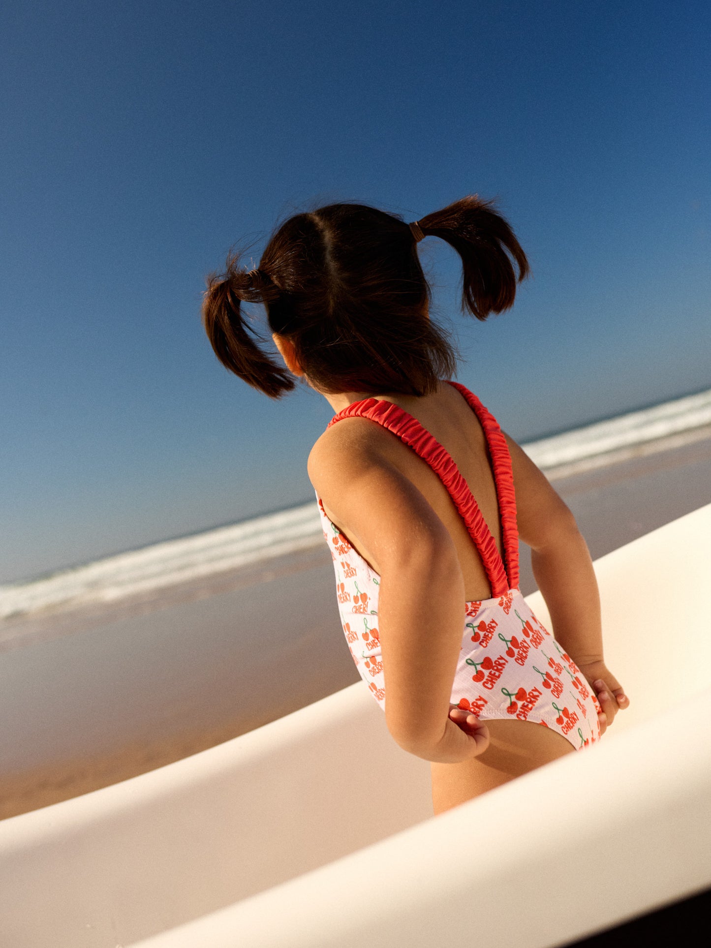 MOGLI KIDS SWIMSUIT | CHERRY WHITE