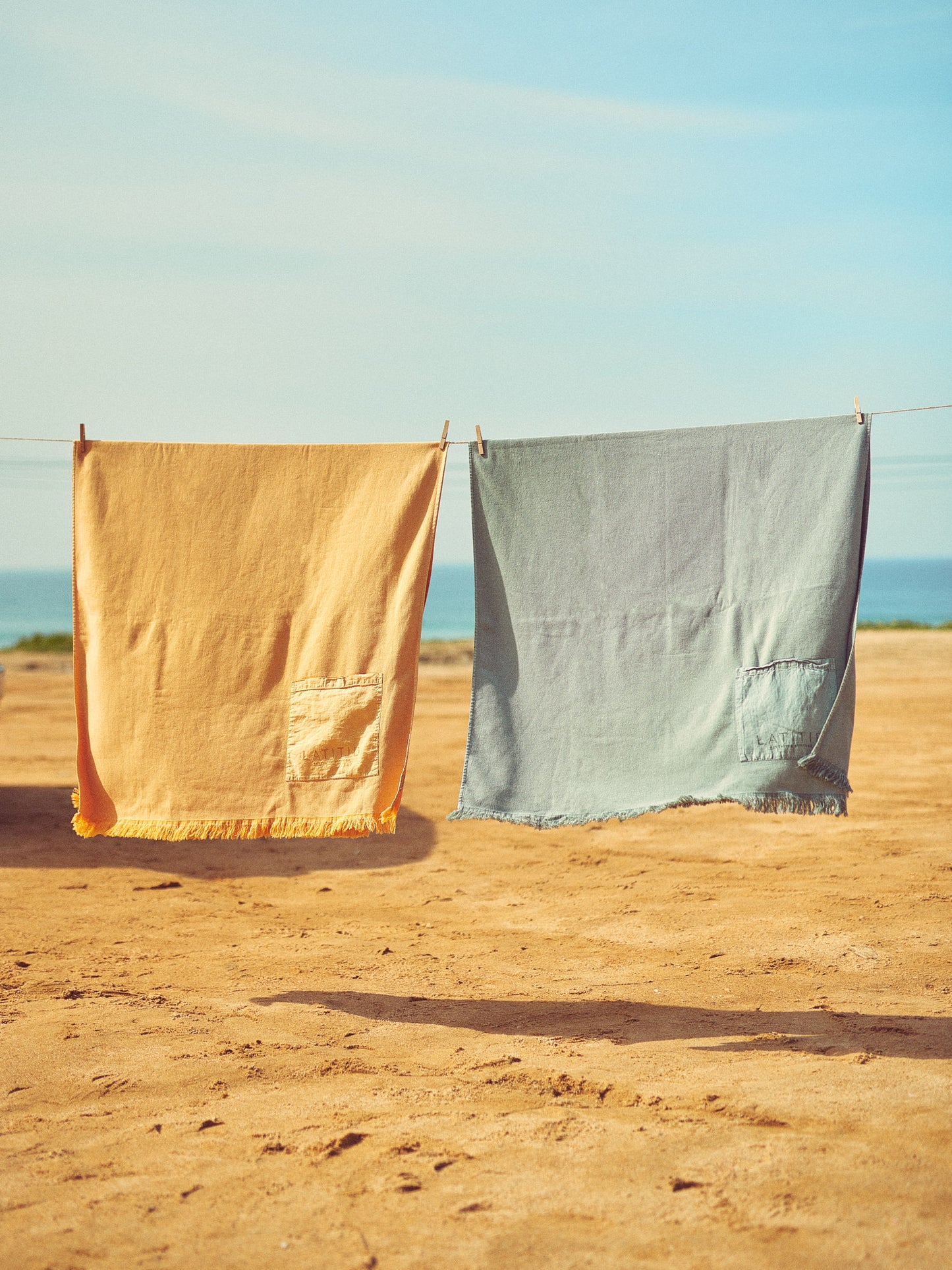 BEACH TOWEL | C1
