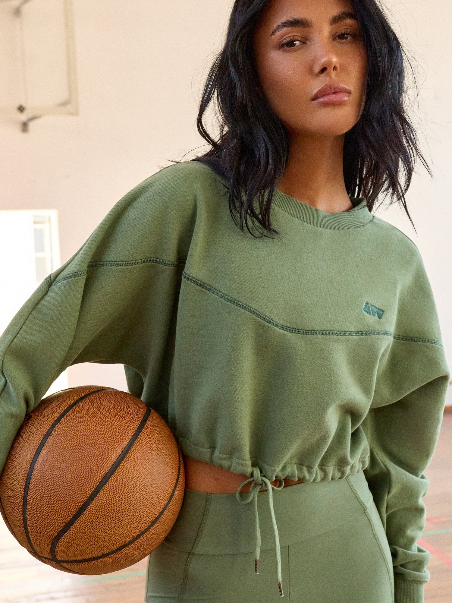 Tops, T-shirts & Sweaters