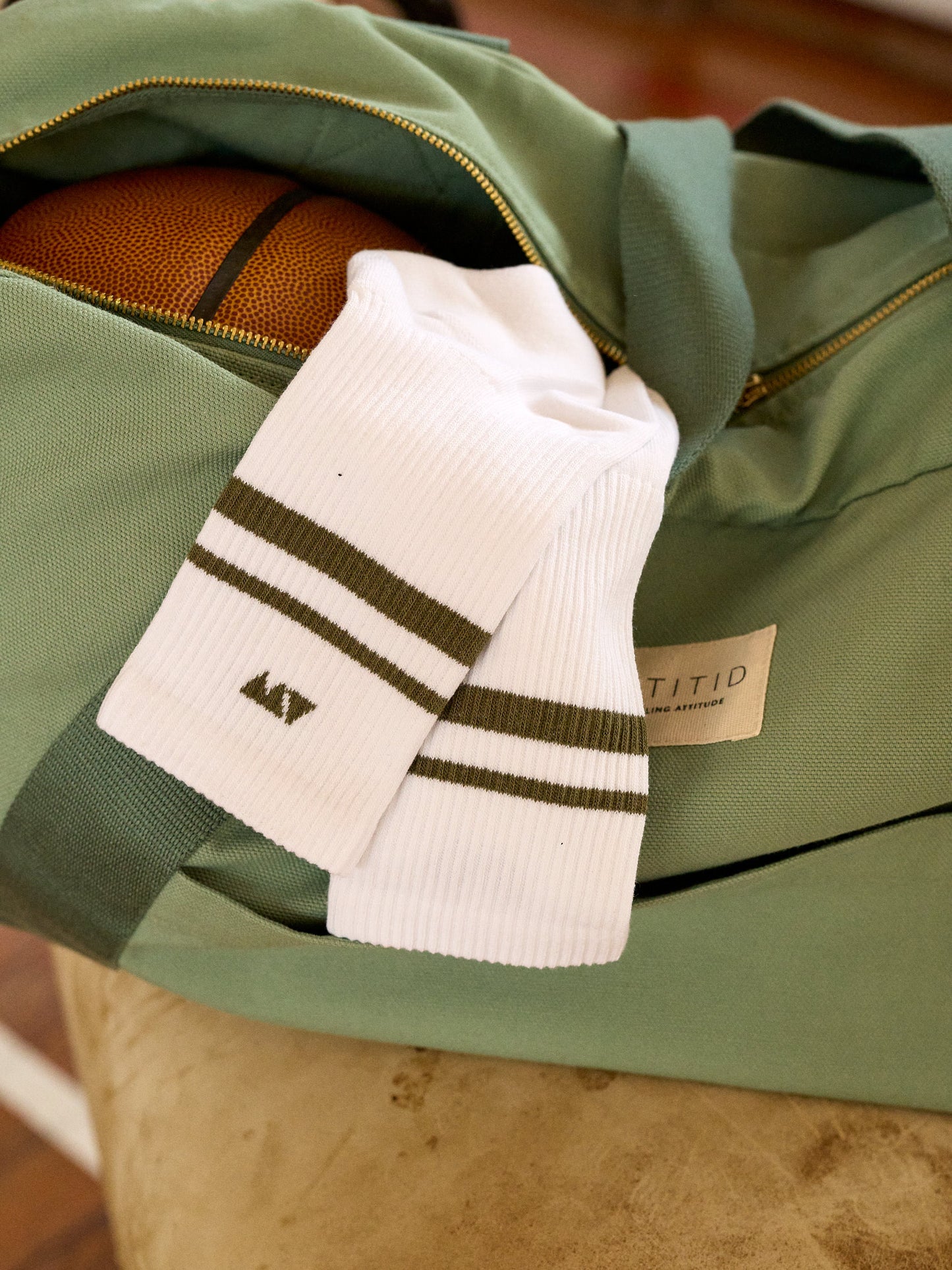 FAVORITE SOCKS | FROSTY WHITE