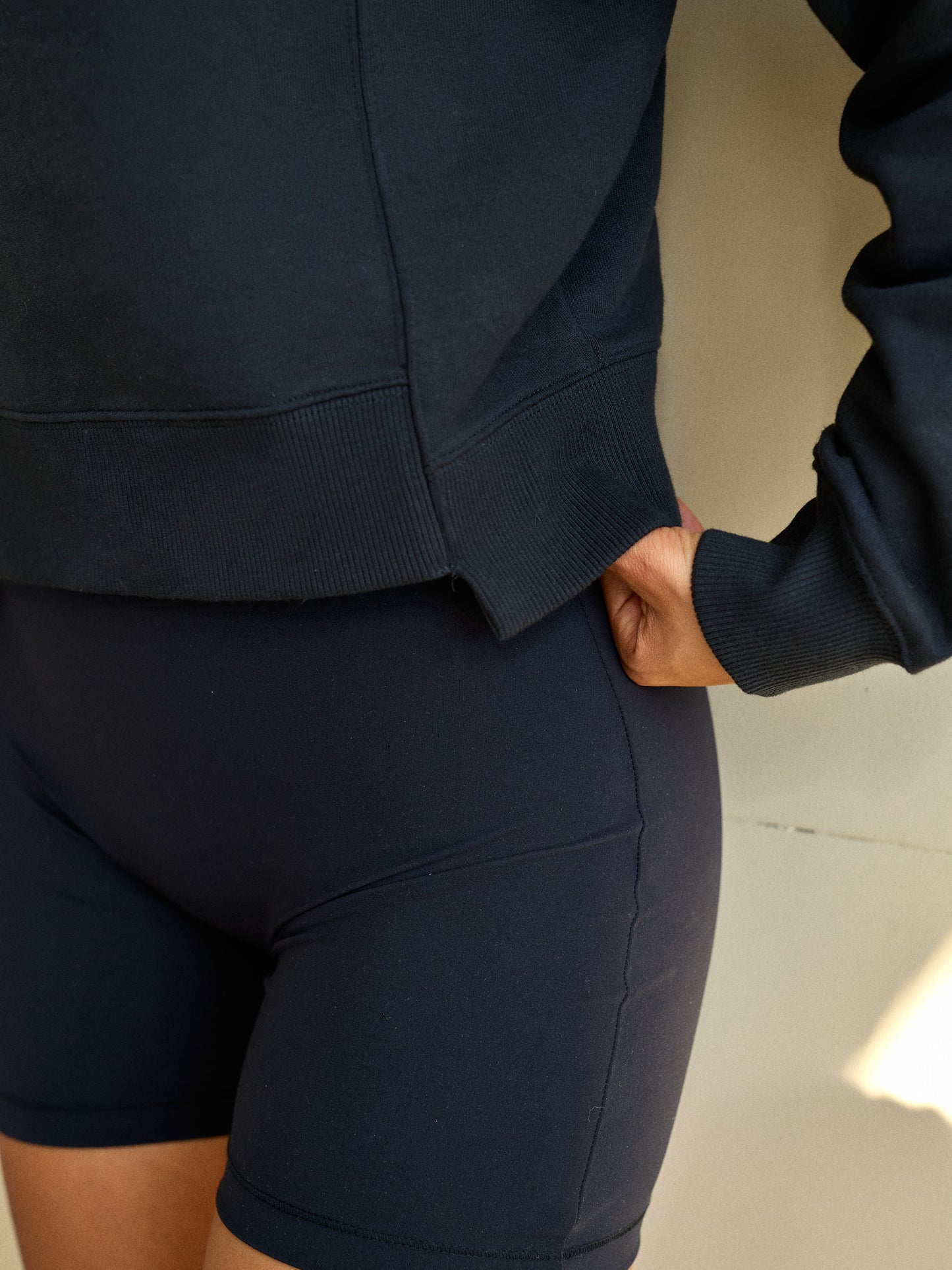 ON TRACK SWEATER | MIDNIGHT BLACK