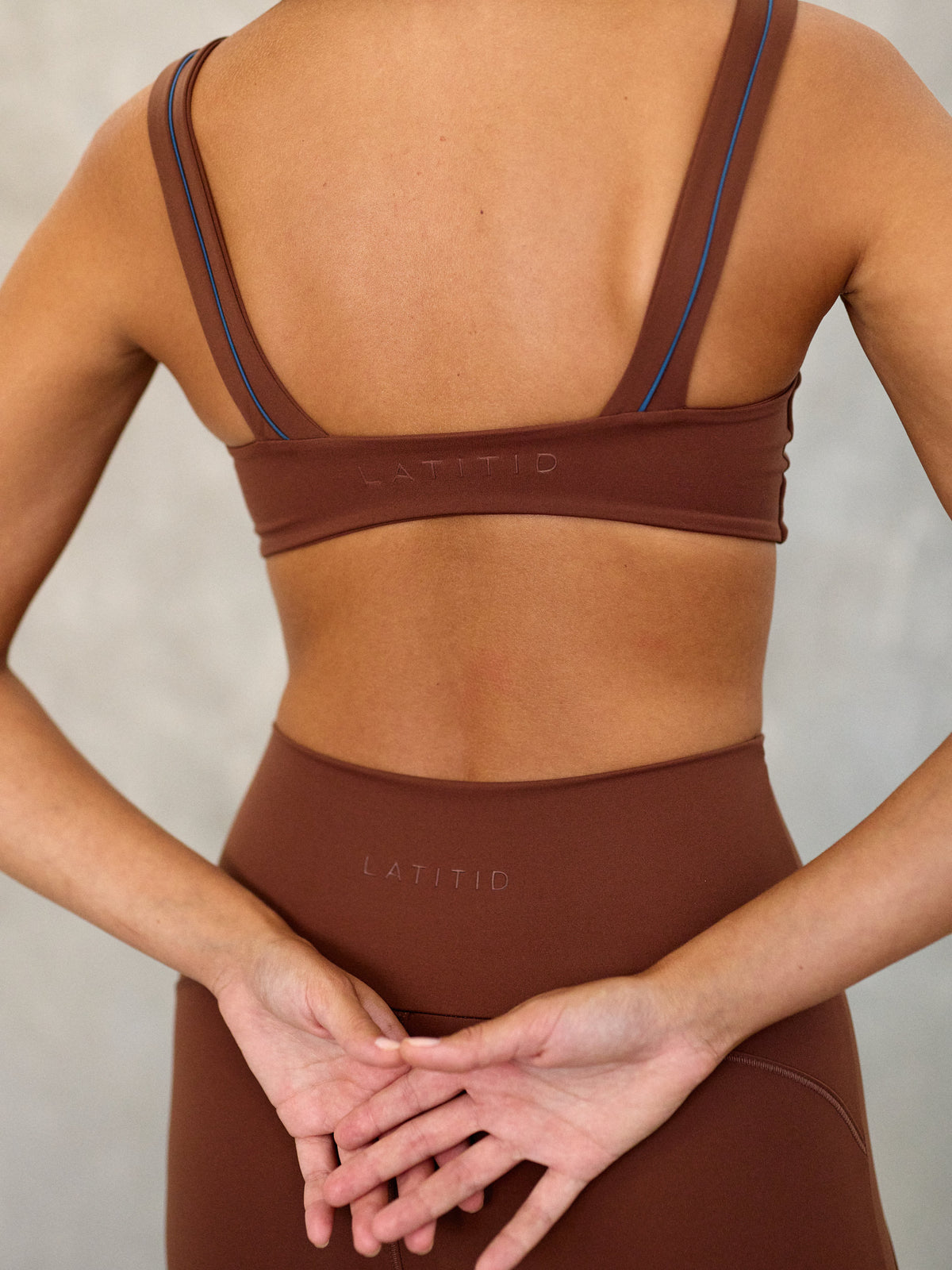 RECHARGE TOP | BROWN TIRAMISU