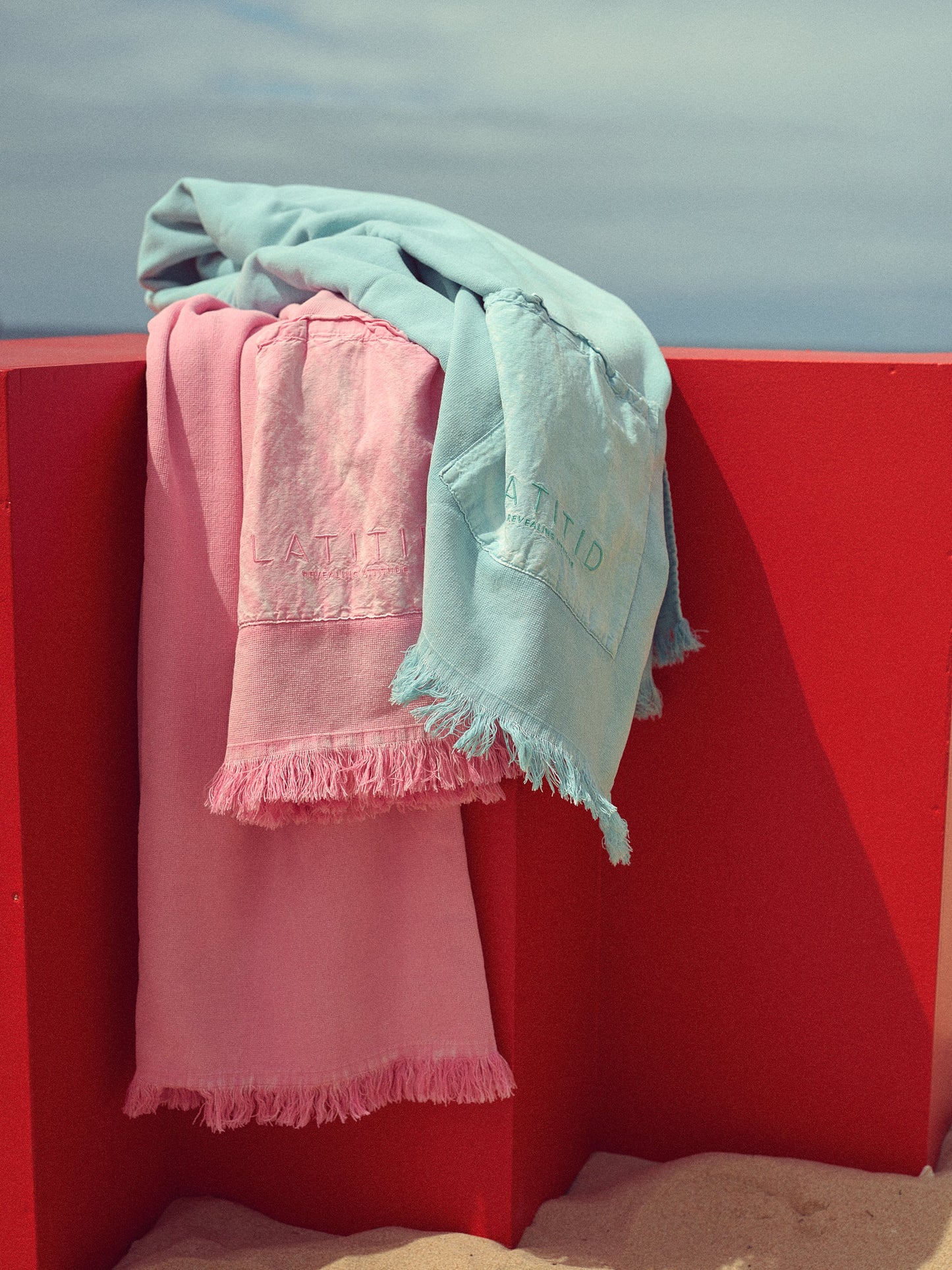 BEACH TOWEL 2023 | C1
