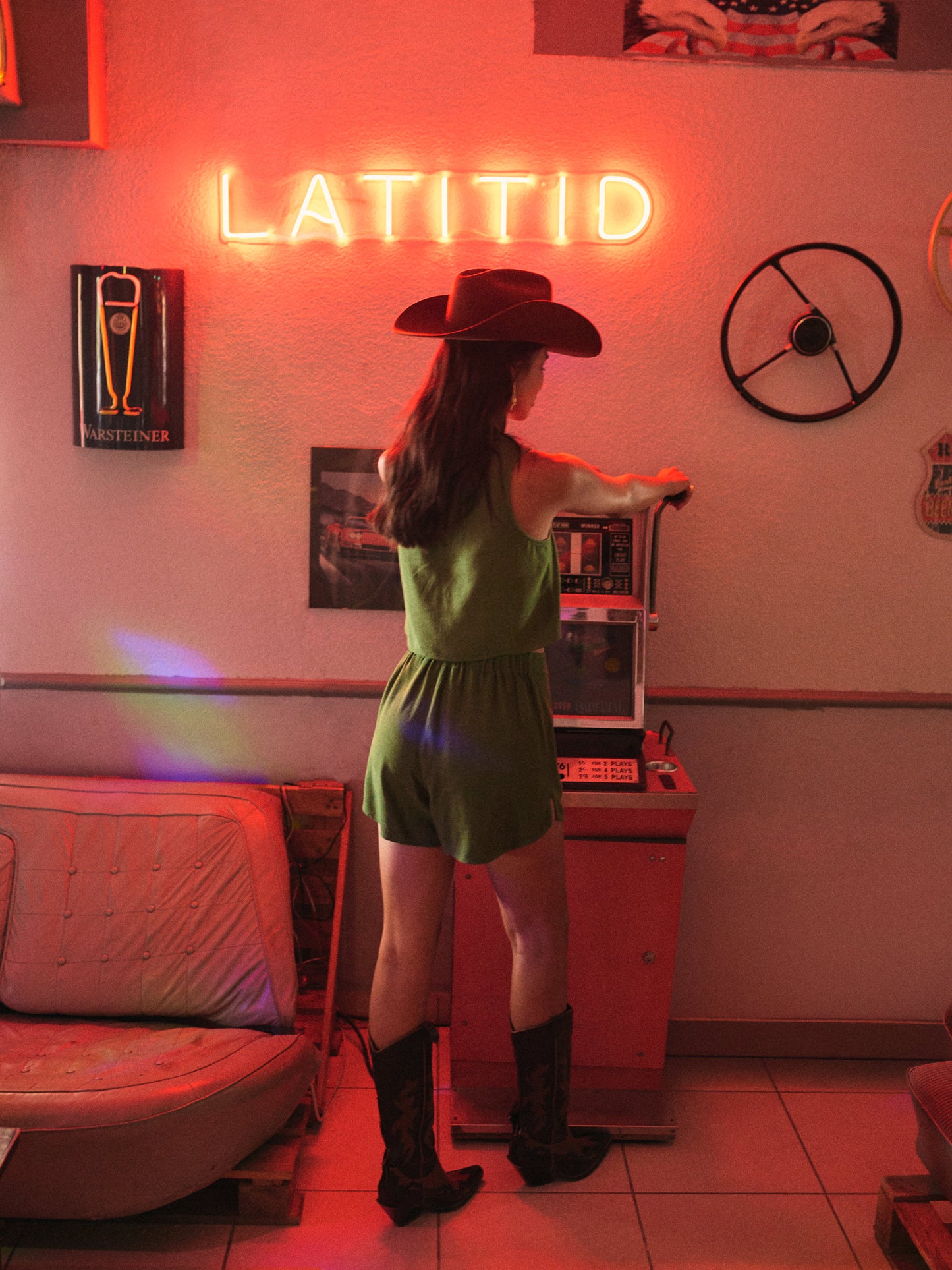 COWGIRL SHORTS | GREEN GRASS
