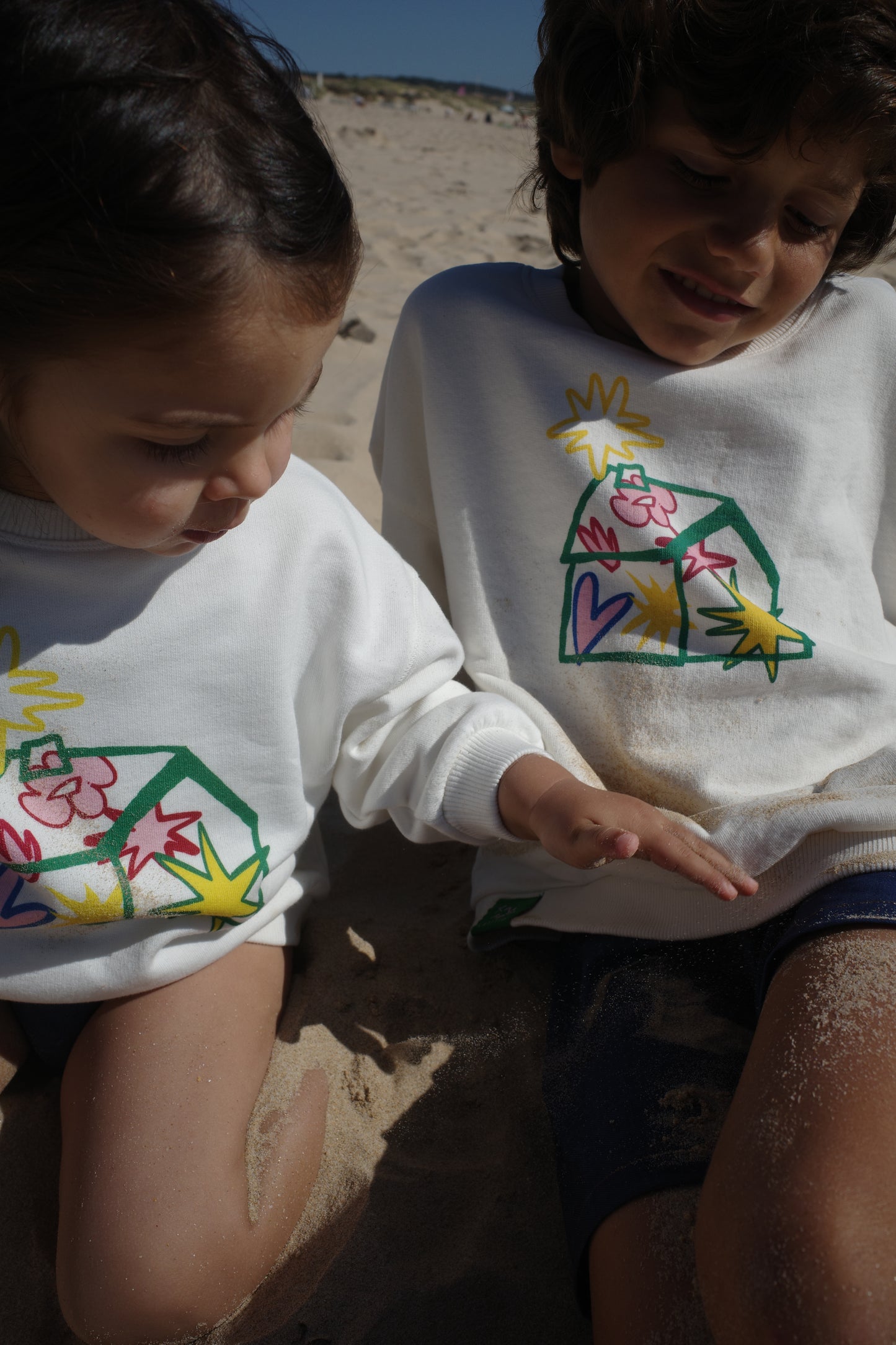 RAÍZES KIDS SWEATSHIRT | OFF-WHITE