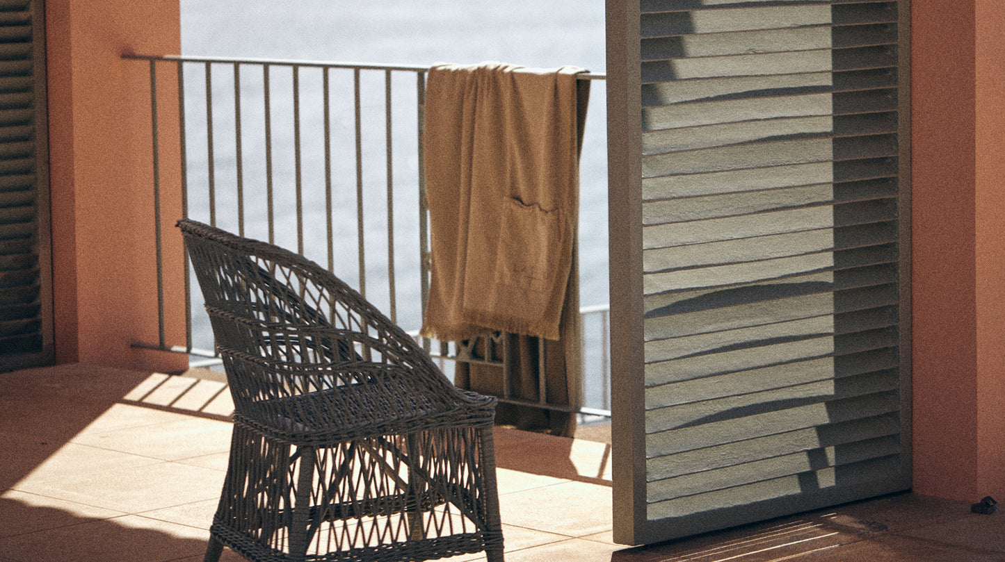 BEACH TOWEL | C1